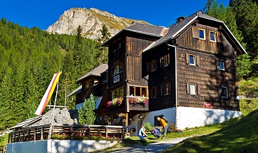The alpine cabin "Erlacherhaus"